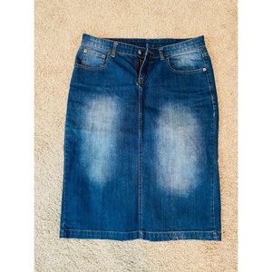 🔴SOLD🔴Denim Skirt